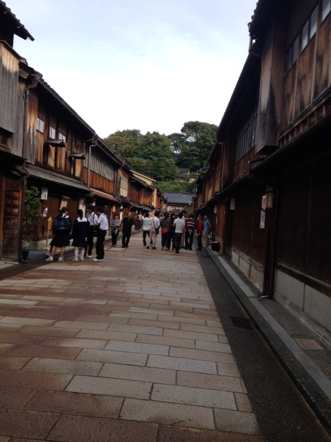 観光客のようで･･･？