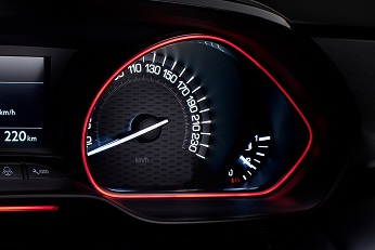 期間限定の208GTi！