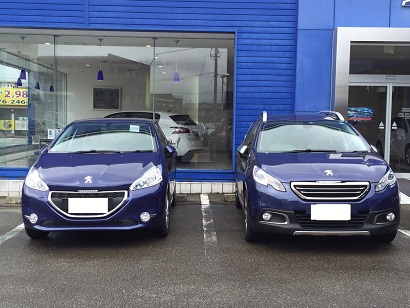 PEUGEOTなBLUE。