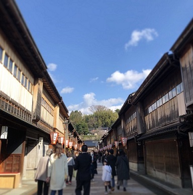 「金座和アイス」