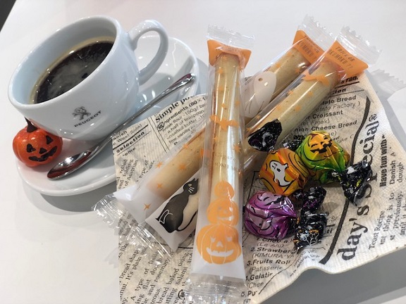 今月のお菓子🐈