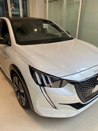 ★NEW208到着いたしました★