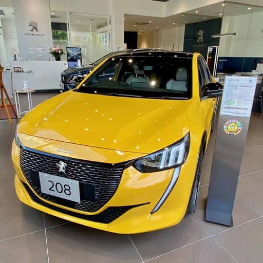 展示車入れ替え🚗