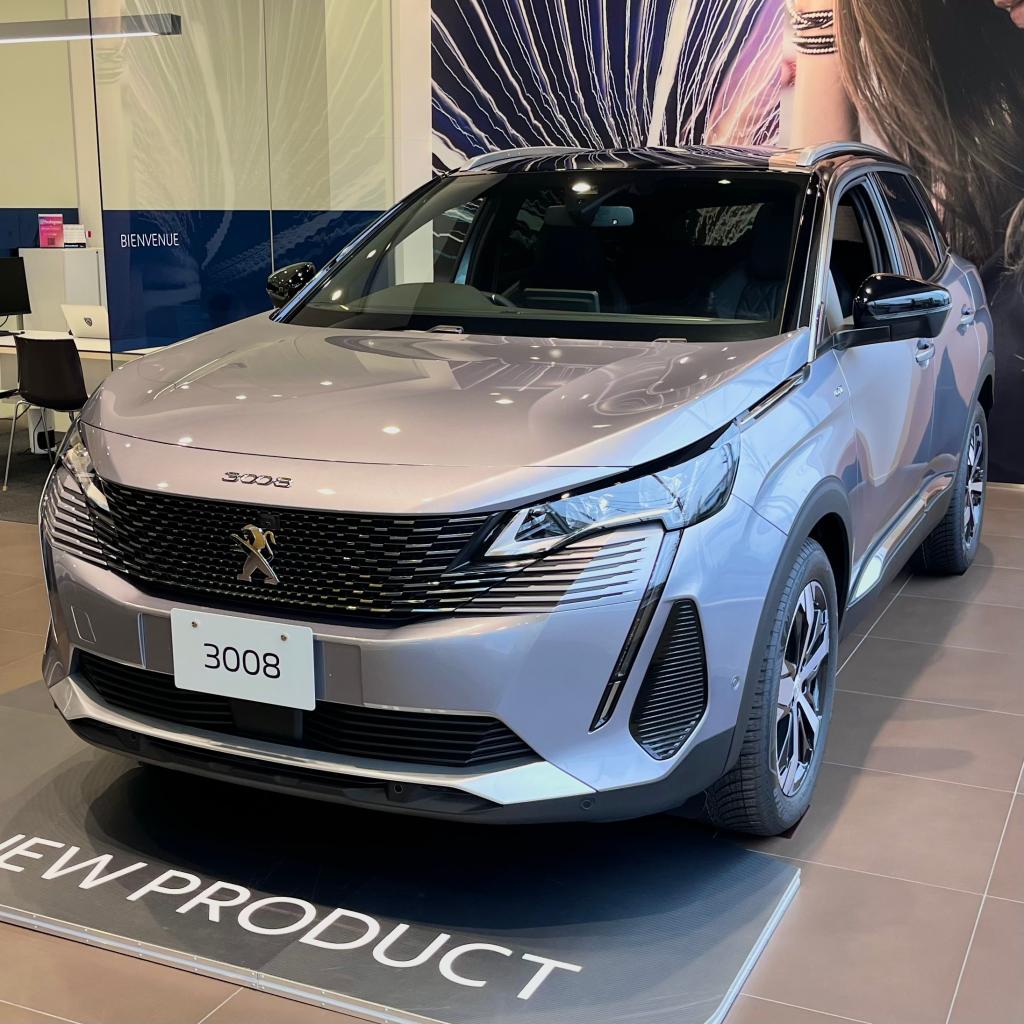 3008GT Exective Edition展示中です🚗