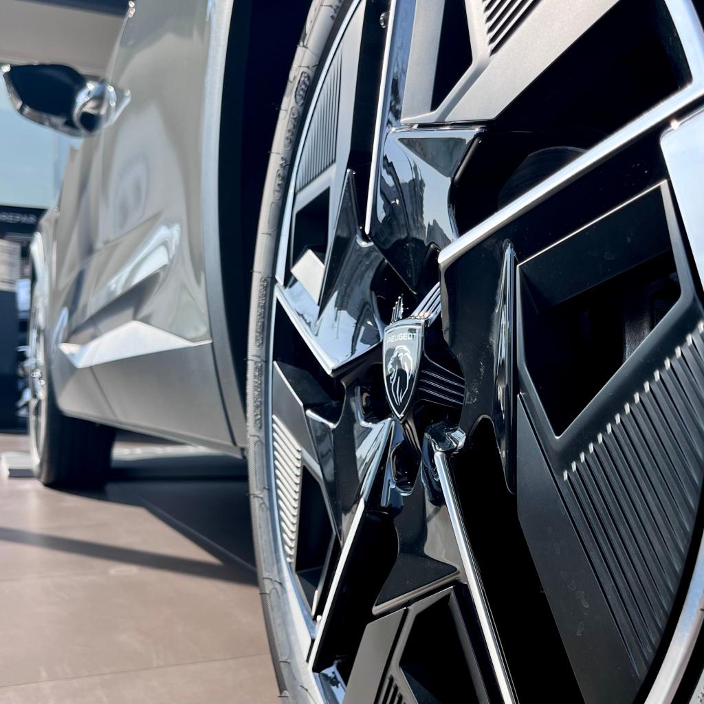 408特別仕様車展示中です🚗✨