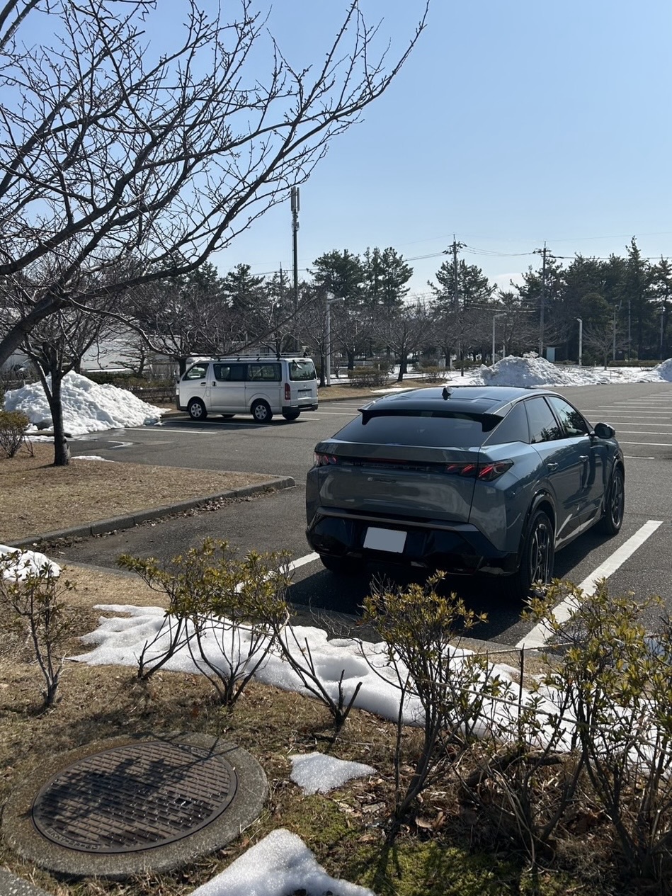 NEW E3008 デビュー💫試乗車あります😼