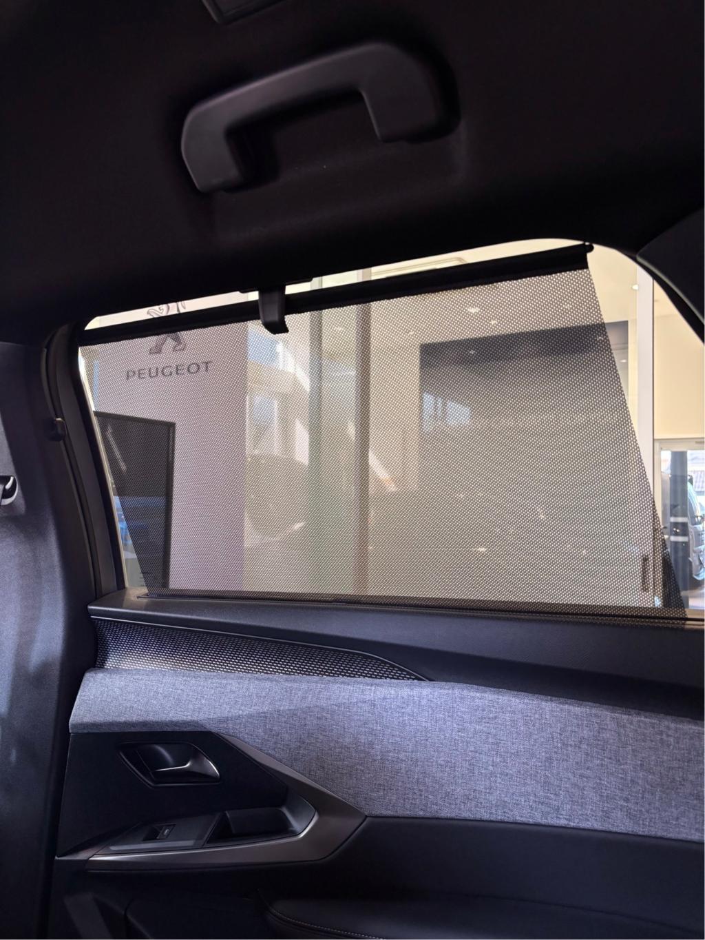 NEW 5008 展示中です👀